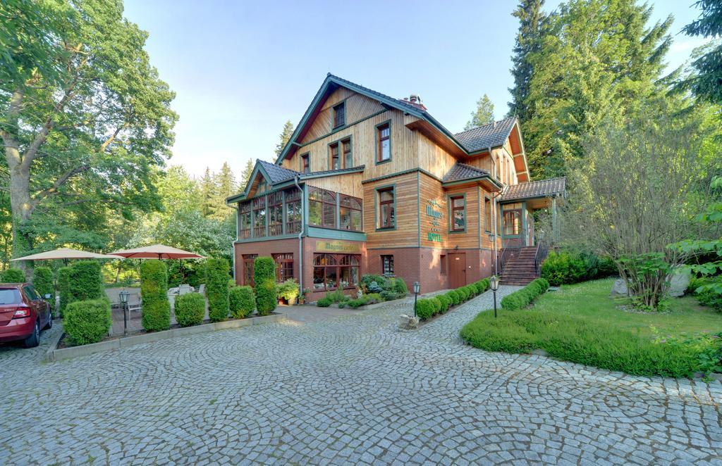 Hotel Magnes Шклярска Поремба Екстериор снимка