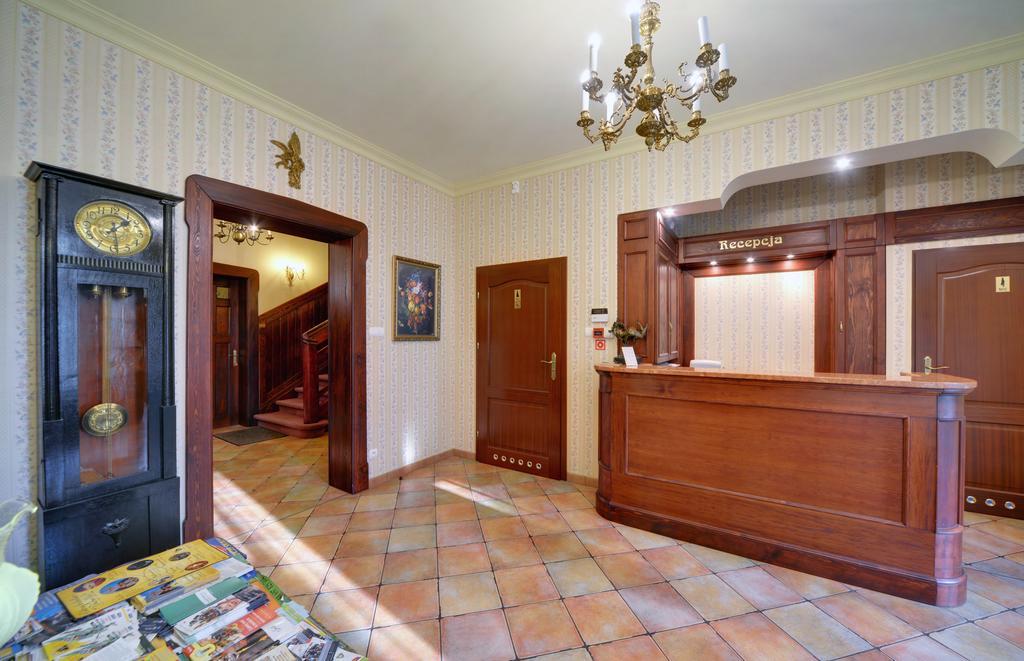 Hotel Magnes Шклярска Поремба Екстериор снимка