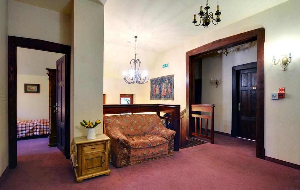 Hotel Magnes Шклярска Поремба Екстериор снимка